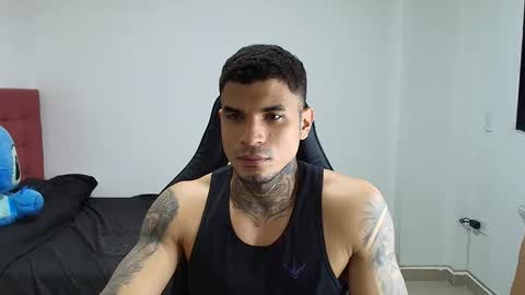 Snapshot of juan_gomez_1 chatting on 12/23/25, 12:19 juan_gomez_1 online show from 12/23/25, 12:19