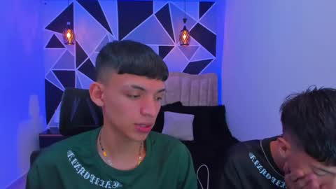 JuanSteven online show from 11/19/25, 04:01