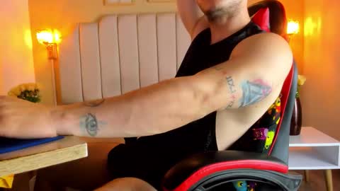 JUAN online show from 11/29/25, 01:14