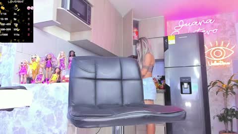 Snapshot of juana18quintero chatting on 01/16/25, 09:16 JUANA VALENTINA QUINTERO independent model ONLY FANS --- Juanaquintero online show from 01/16/25, 09:16
