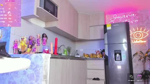 Snapshot of juana18quintero chatting on 01/31/25, 08:54 JUANA VALENTINA QUINTERO independent model ONLY FANS --- Juanaquintero online show from 01/31/25, 08:54