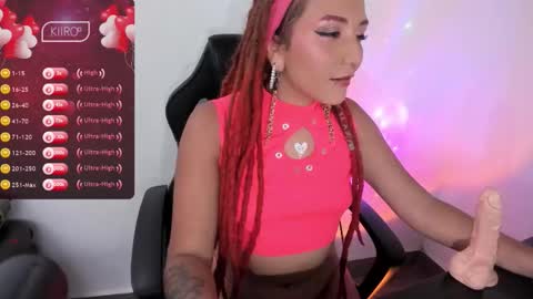 Snapshot of juana_tropic chatting on 03/18/26, 10:24 Juana Fer online show from 03/18/26, 10:24