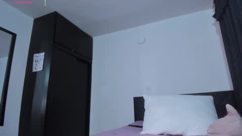 Snapshot of juanaa240 chatting on 03/02/26, 05:08 LAU online show from 03/02/26, 05:08