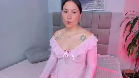 Snapshot of juanasunshine_ chatting on 03/22/26, 08:12 Juana online show from 03/22/26, 08:12
