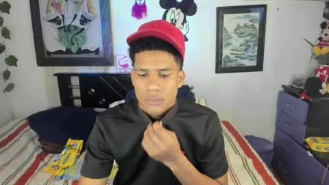 Snapshot of juanbigcock21cm chatting on 11/22/25, 11:37 juan jose online show from 11/22/25, 11:37