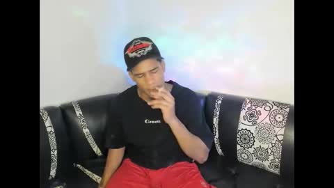 Snapshot of juanbigcock21cm chatting on 04/27/26, 03:10 juan jose online show from 04/27/26, 03:10
