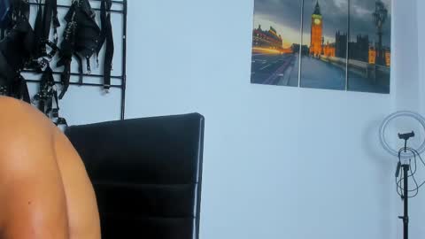 Juan Esteban online show from 10/23/25, 03:50