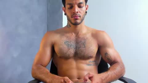 Juan Esteban online show from 06/11/26, 02:53