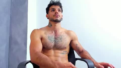 Juan Esteban online show from 06/21/26, 03:09