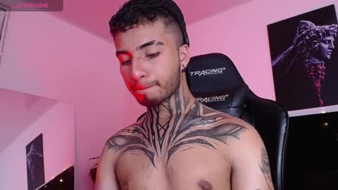 juancamilo66_ online show from 02/14/25, 03:54