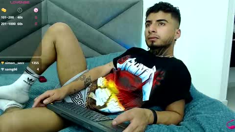 juancamilo66_ online show from 03/02/25, 06:48