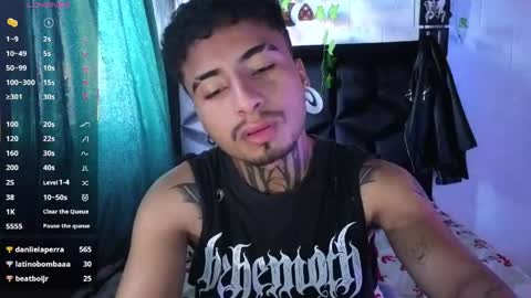 juancamilo66_ online show from 05/12/26, 04:15