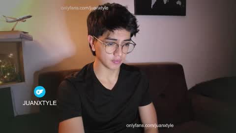 . online show from 10/28/25, 01:09