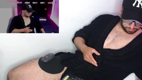 Snapshot of juanchis080 chatting on 03/20/26, 08:03 Andres online show from 03/20/26, 08:03