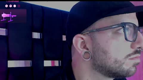 Snapshot of juanchis080 chatting on 03/23/26, 02:26 Andres online show from 03/23/26, 02:26