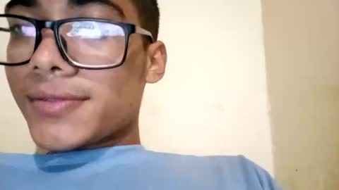 juancito252074 online show from 11/18/25, 03:34