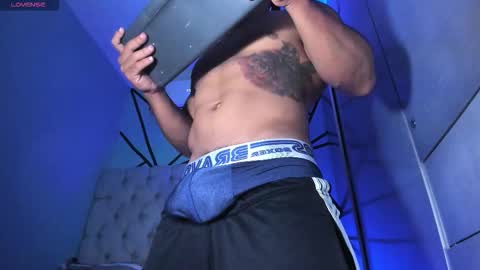 independent model online show from 03/05/26, 06:26