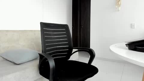 Juan Diego Uribe online show from 09/10/25, 11:10