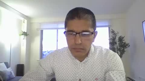 Snapshot of juanearth1 chatting on 02/10/26, 10:25 juanearth1 online show from 02/10/26, 10:25