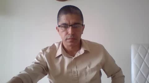 Snapshot of juanearth1 chatting on 02/19/26, 06:59 juanearth1 online show from 02/19/26, 06:59