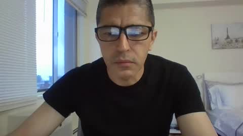 Snapshot of juanearth1 chatting on 03/23/26, 11:03 juanearth1 online show from 03/23/26, 11:03