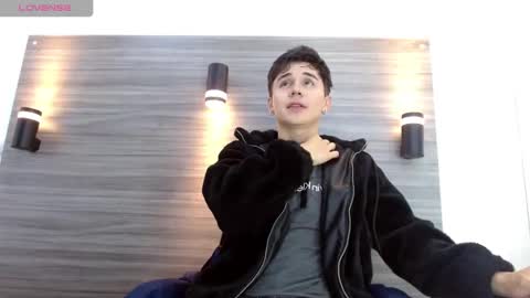 JuanGomm online show from 03/08/26, 03:54