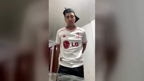 juanieuo online show from 04/16/26, 03:51