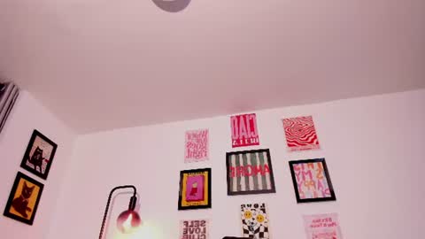 Snapshot of juanitaaa_ chatting on 07/02/26, 03:23 juanitaaa_ online show from 07/02/26, 03:23
