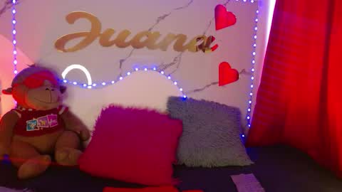 Snapshot of juanitared chatting on 10/17/25, 07:49 Juanita online show from 10/17/25, 07:49