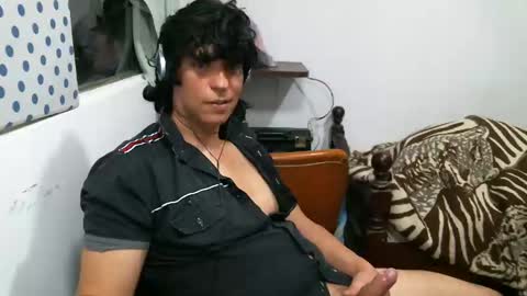 Snapshot of juanito2727 chatting on 12/24/24, 04:55 amor online show from 12/24/24, 04:55