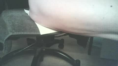 Snapshot of juanitou chatting on 06/20/26, 10:45 frenchchouchou online show from 06/20/26, 10:45