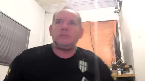 Snapshot of juanma_yahoo chatting on 01/18/26, 11:41 Juan Manuel online show from 01/18/26, 11:41