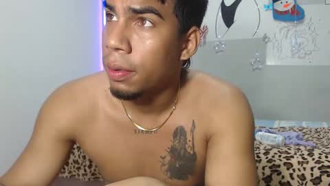 juanse_hot11 online show from 01/06/25, 01:41