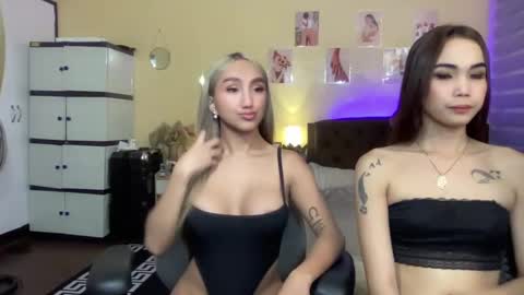 Snapshot of judiella chatting on 01/12/25, 10:23 EloiseMoree online show from 01/12/25, 10:23