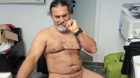 Giovanni50pro online show from 12/16/25, 07:30