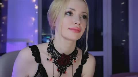 Goddess Julia online show from 04/25/26, 09:12