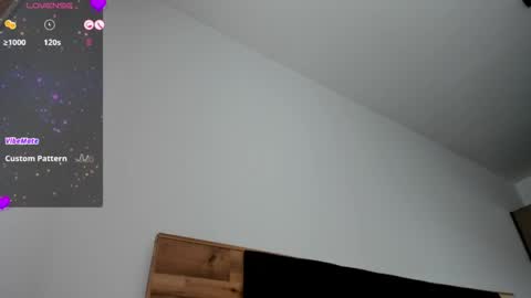 Snapshot of juicekatee chatting on 03/27/26, 08:26 Alinna online show from 03/27/26, 08:26