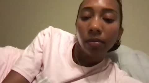 Snapshot of juicijazzi chatting on 10/25/25, 09:50 juicijazzi online show from 10/25/25, 09:50