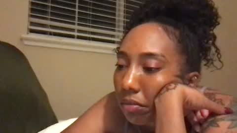 Snapshot of juicijazzi chatting on 11/12/25, 10:15 juicijazzi online show from 11/12/25, 10:15