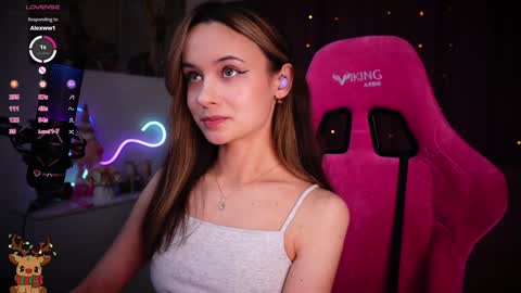 Angelina online show from 12/10/24, 06:38