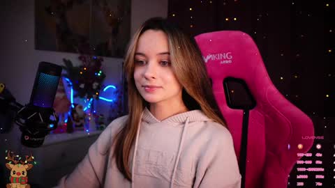 Angelina online show from 01/25/25, 06:57