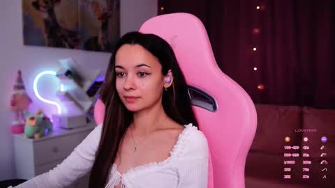 Angelina online show from 09/11/25, 10:04