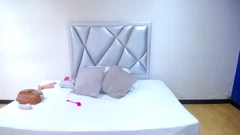 Snapshot of juicy_bignipples18 chatting on 12/09/24, 01:24 juicy_bignipples18 online show from 12/09/24, 01:24