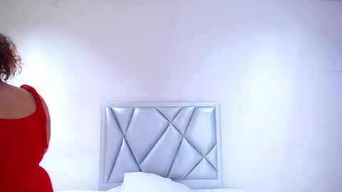 Snapshot of juicy_bignipples18 chatting on 12/11/24, 07:14 juicy_bignipples18 online show from 12/11/24, 07:14