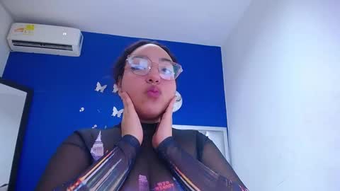 Snapshot of juicy_bignipples18 chatting on 01/24/25, 06:35 juicy_bignipples18 online show from 01/24/25, 06:35