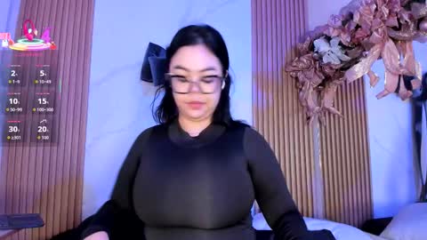 Juicy online show from 12/22/25, 11:07