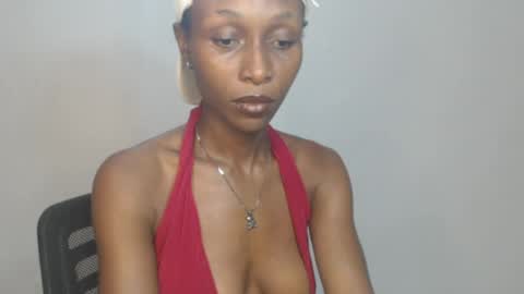 Snapshot of juicy_pinkpussy564197 chatting on 06/04/26, 10:21 olivia online show from 06/04/26, 10:21