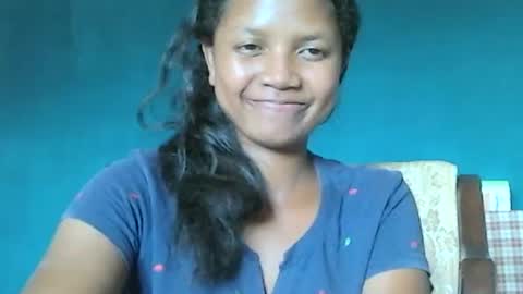 Snapshot of juicy_pretty chatting on 01/06/25, 10:46 stellah online show from 01/06/25, 10:46