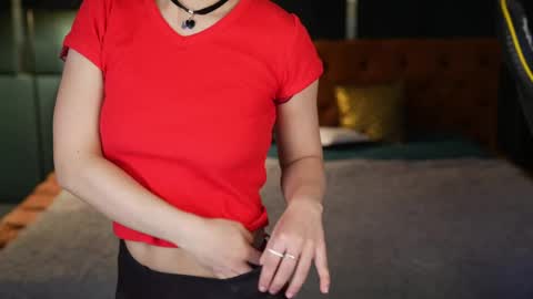 Elza online show from 05/02/26, 07:02