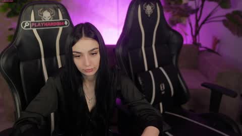 Elza online show from 05/06/26, 10:42